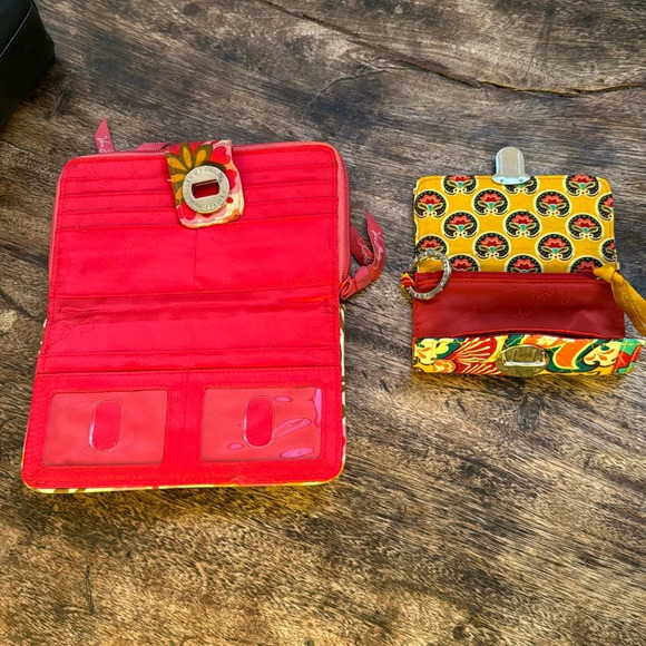 Set of 2 Vera Bradley wallets / bag - Picture 3 of 10